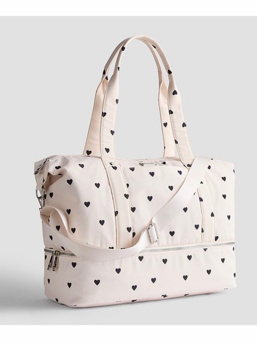 Madden Girl Black Heart/Cream Colored Weekender Bag